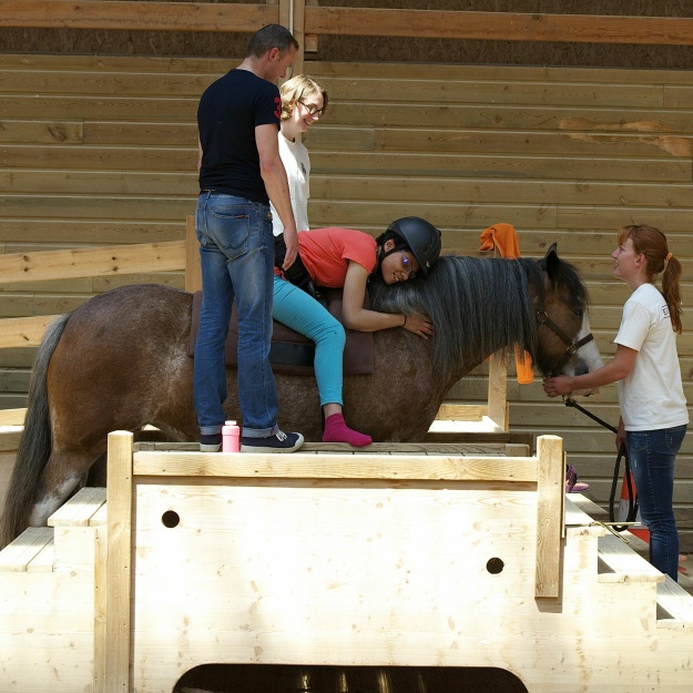 Maëva pleine d'amour pour Olga